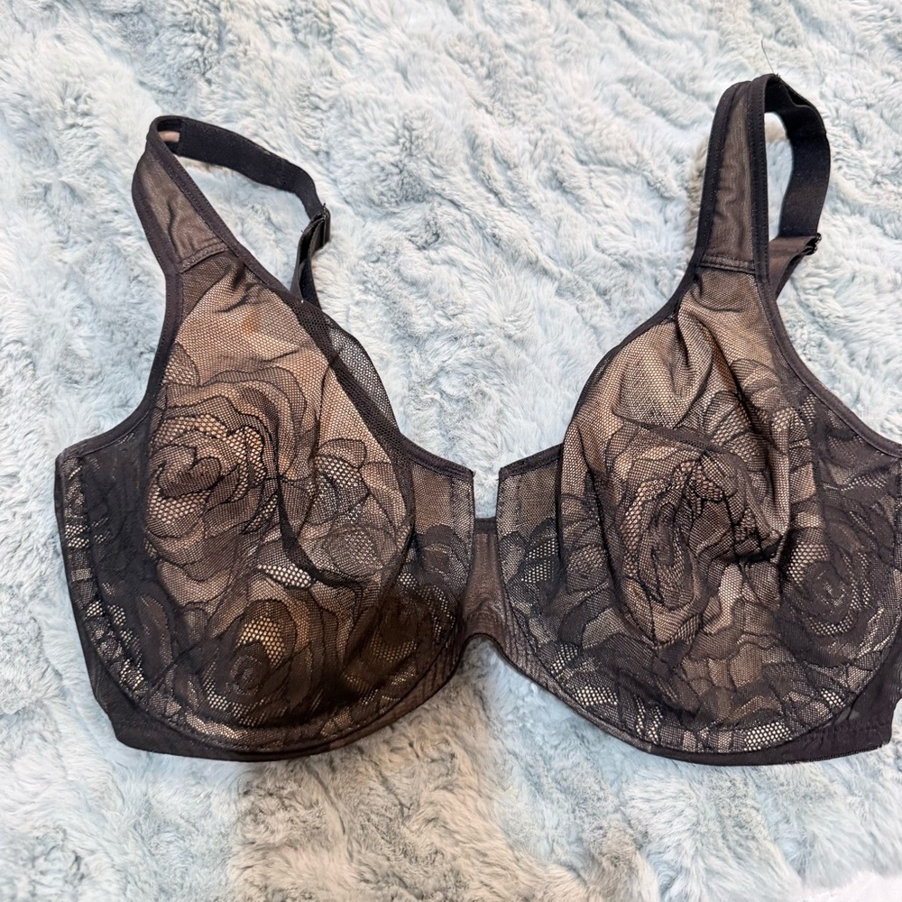 Wacoal Black and Nude Stark Beauty Molded Underwire Lace Bra NWOT Size 34DDD